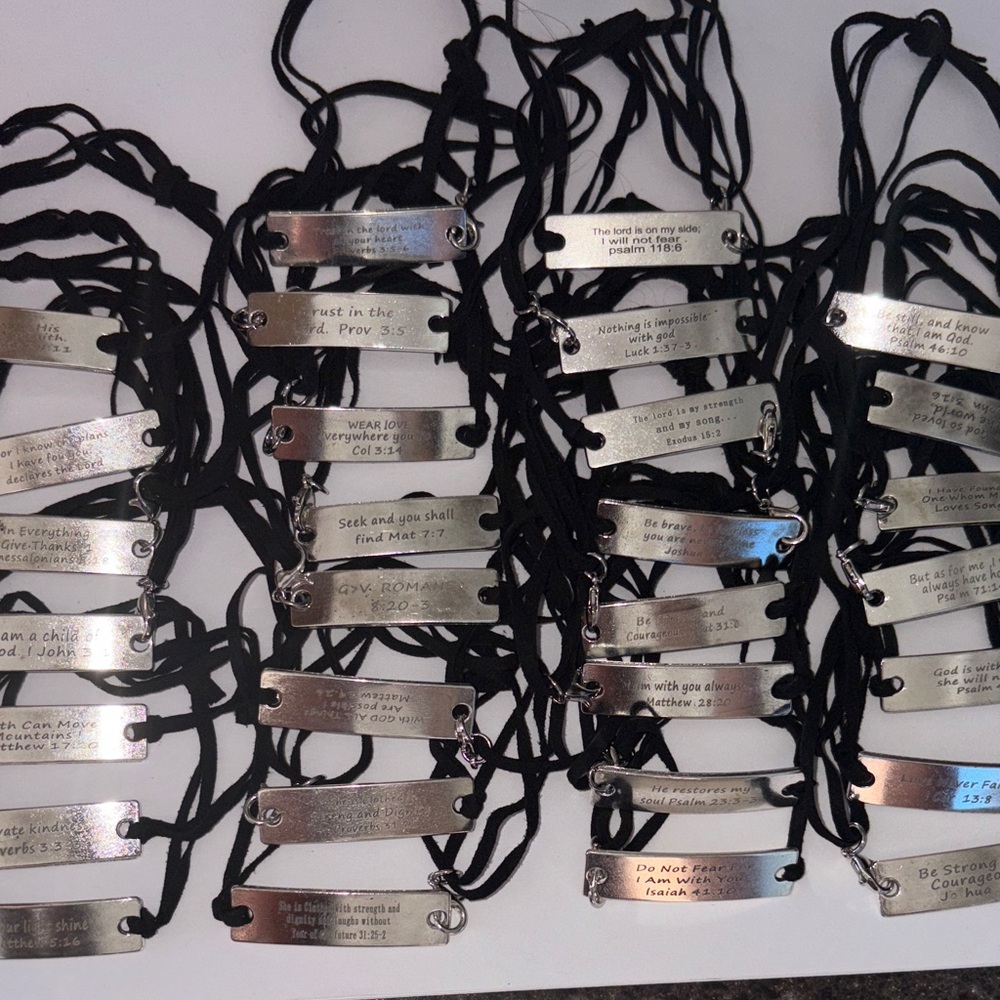 Set of 30 Silver Inspirational Bracelets